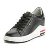 Frühling, Sommer und Herbst Damenschuhe neue dicke Sohle Keilabsatz Innenabsatz Absatz Einzelne Schuhe kleine weiße Schuhe Damen Low-Top Freizeit-Sportschuhe