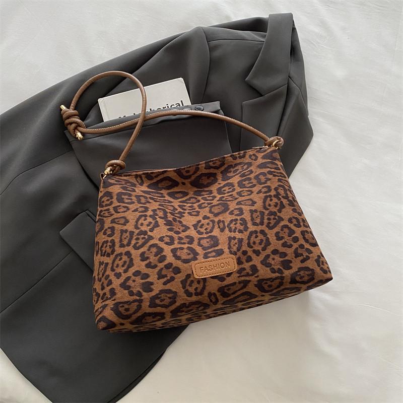 Ielgy Fashion Trend Korean Leopard Print Tote Bag Large Capacity Shoulder Bag