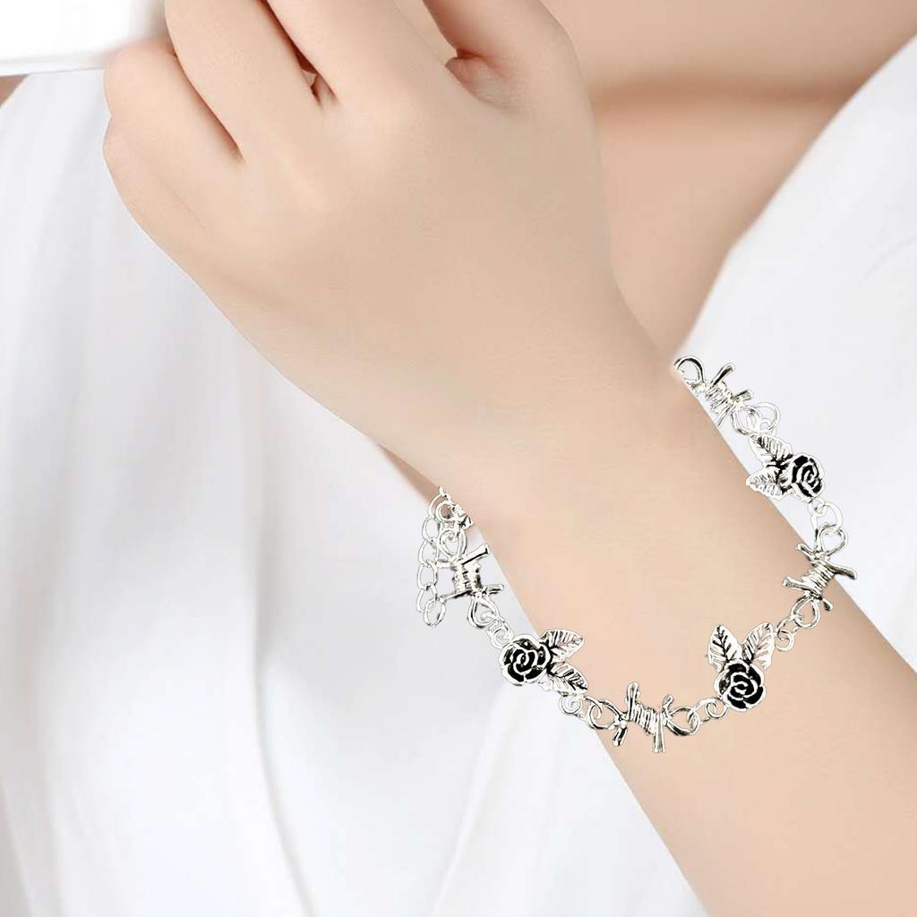 Stylish Thorned Rose Bracelet Adjustable Hand Chain Flowers Link Bangles Victorian Style Jewelry for Fashionable Ladies