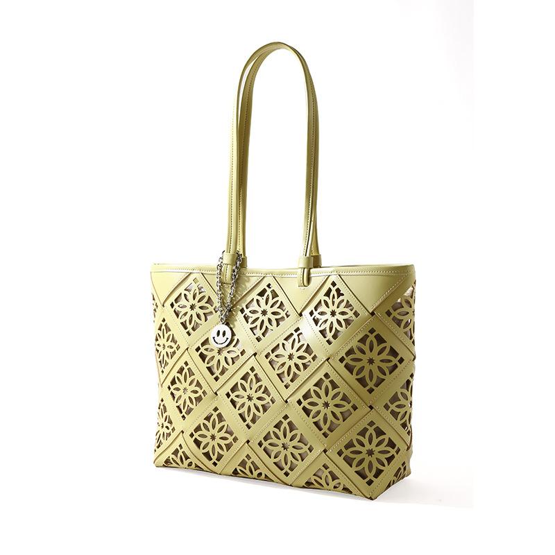Genuine Leather Women's Bag Large-capacity Hand-held Tote Bag Perforated Window Patterned Single-shoulder Bag