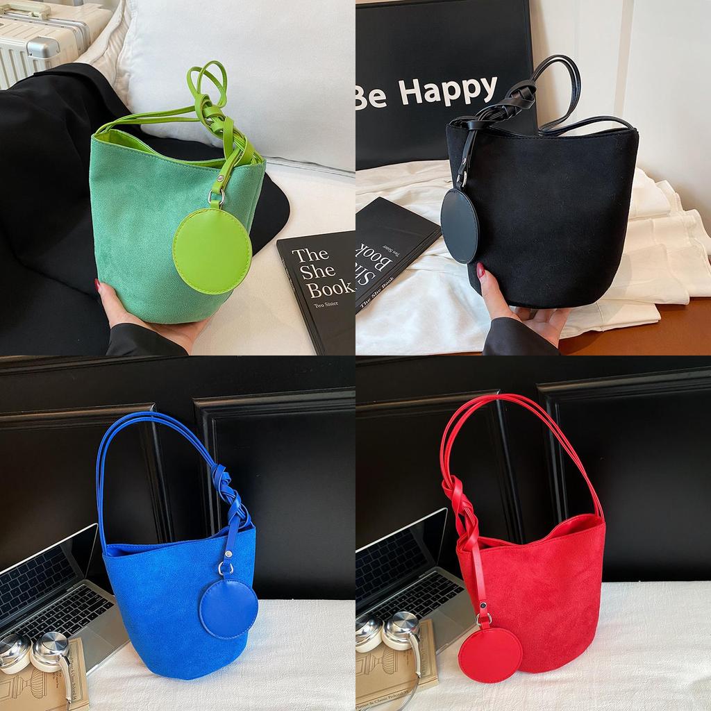 Retro Soft Pu Water Bucket Bag For Women With Magnet Closure And Mobile Pocket