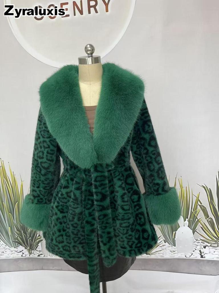 Women's Leopard Print Faux Fur Coat with Wide Collar and Slim Fit for Winter Formal Wear