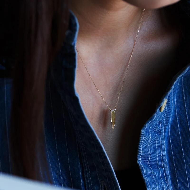 Fashion High-End Metal Copper Plated 18K Real Gold Inlaid Zircon Tassel Pendant Exquisite Collarbone Chain Simple Necklace