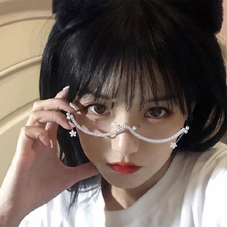 Modern Eyeglass Frame Sparkling Rhinestones Embellishments Practical Metal For Enhancing Style And Everyday Wear