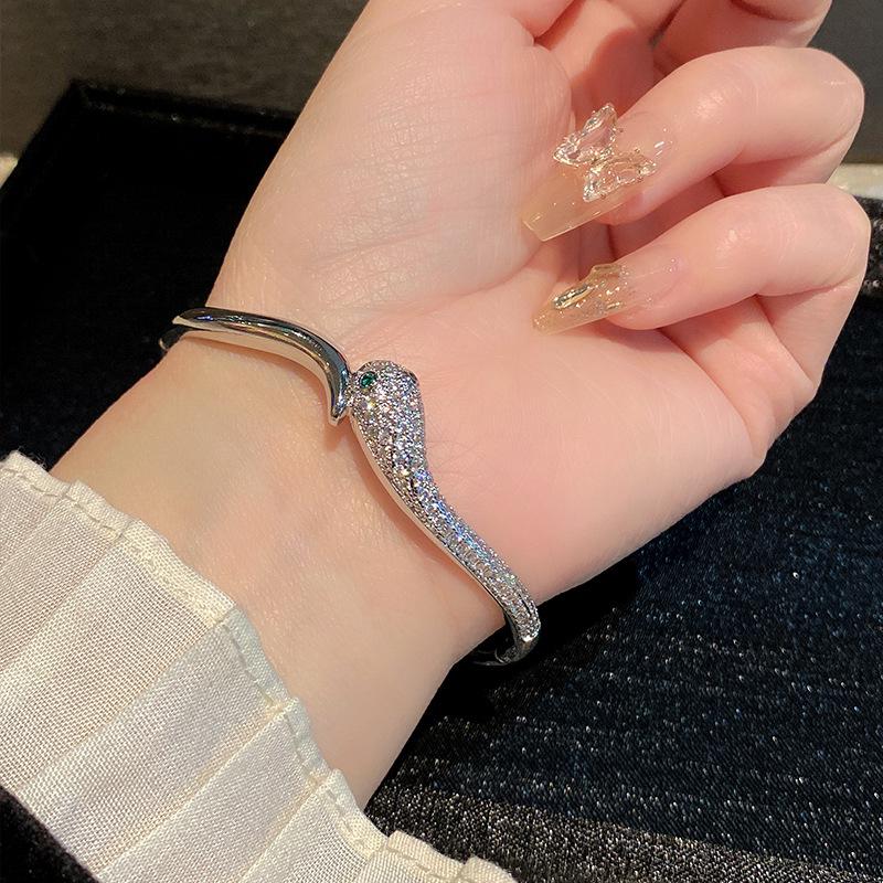 Zircon Serpentine Bracelet Exaggerated Bracelet, Light Luxury, High End Handpiece