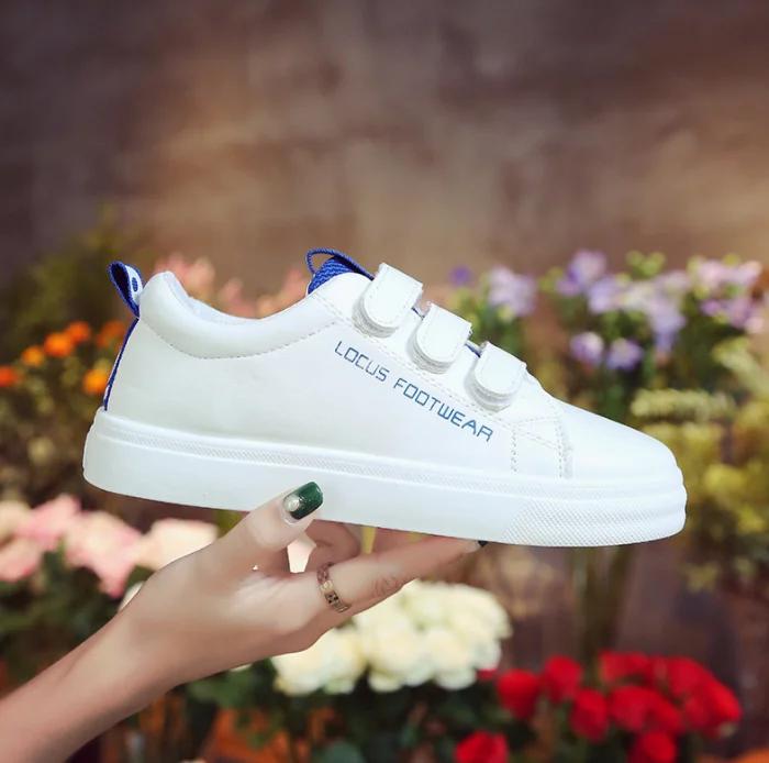 Sko for kvinner Mote Hvit PU-lær Kvinners Sneakers Tenis Feminino Zapatos De Mujer Kvinners Casual Komfort Vulkaniserte Sko