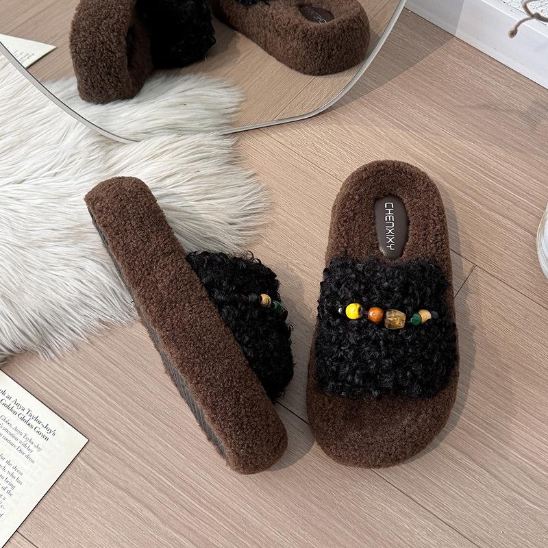 Thick-bottomed outer wear high-end fluffy slippers for women's 2025 autumn and winter new versatile fashion beaded cotton slippers