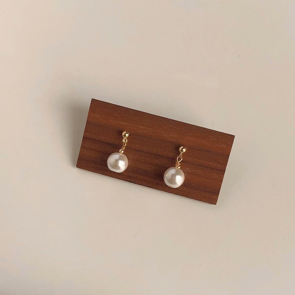 

Elegant Faux Pearl Zirconia Stud Earrings French Style for Women - Minimalist Light Luxury Fashion Jewelry,Atmospheric Chic Accessories