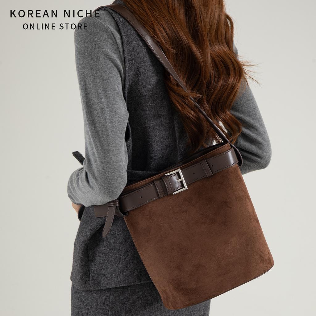 New Suede Spliced Bucket Bag for Women with A Sense of Luxury, Retro Fashion, Hand-held Shoulder Bag for Women