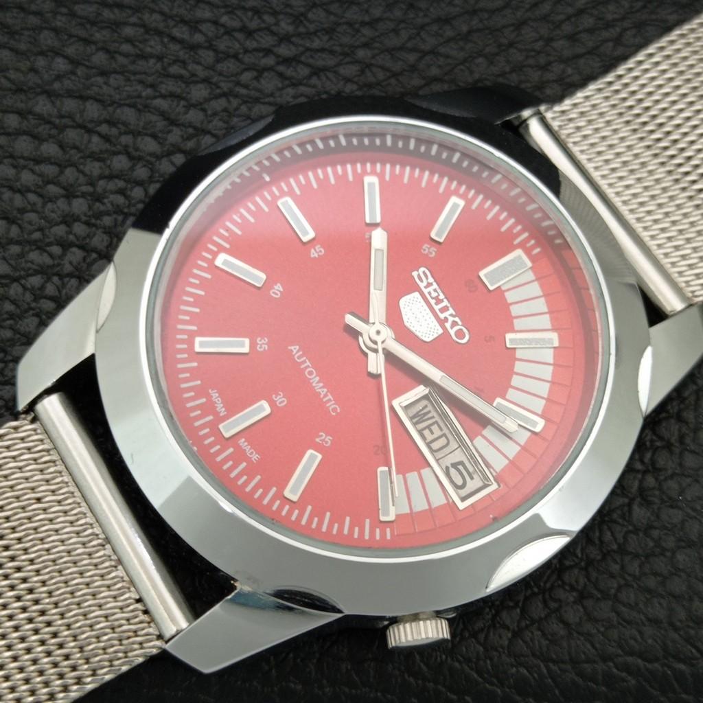 Seiko 5 AUTOMATIC 7009A VINTAGE REFURBISHED JAPAN MENS RED DIAL WATCH A446293-1