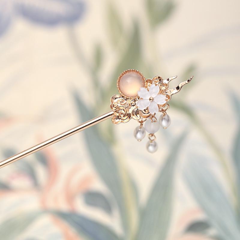 Chinese Style Vintage Hairpin Elegant Flower Vine Jade Stone Hair Stick Hanfu Cheongsam Evening Dress Hair Decor Accessories