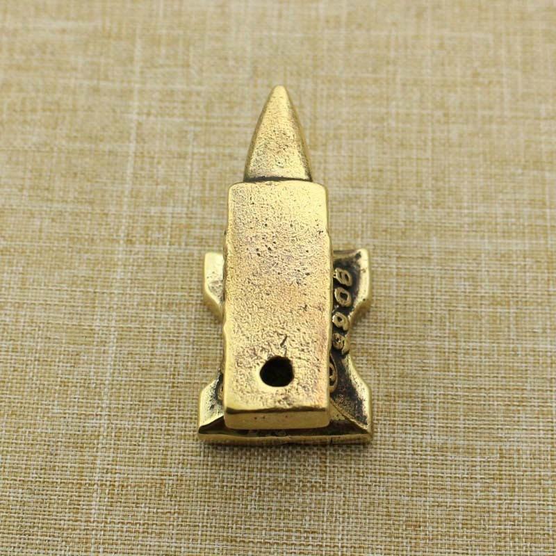 1pcs Brass Antique Old Chopping Block Folk Old Items Desktop Ornament Home Decorations Keychain Pendant Car Ornaments Unisex Home Decor Items