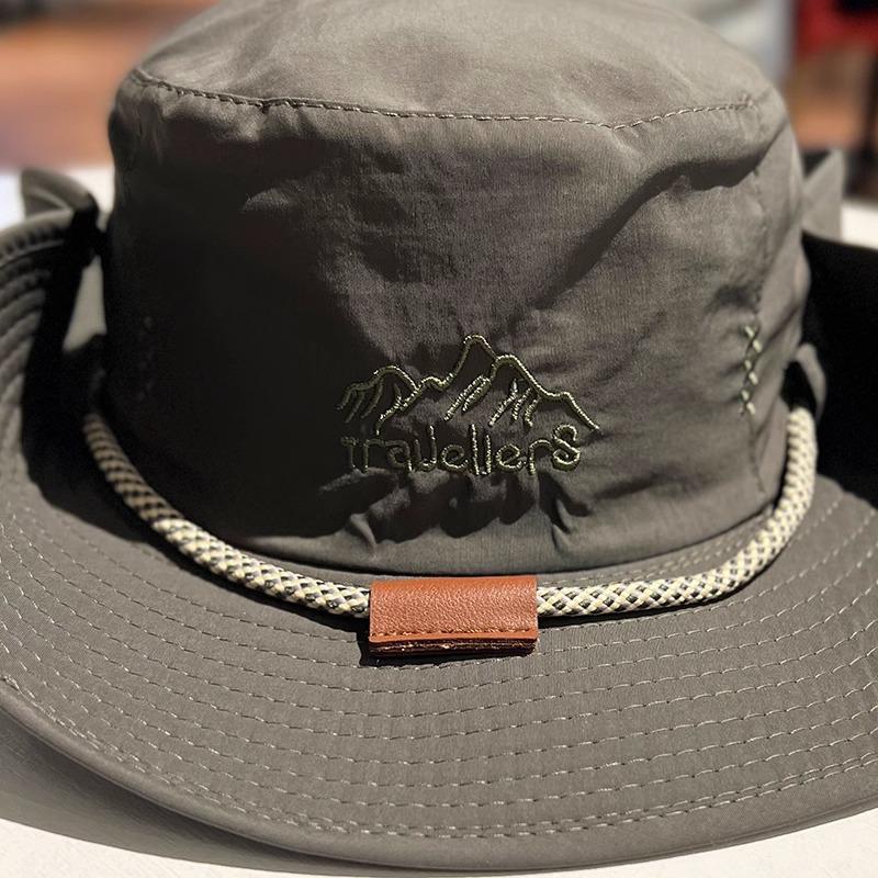 Chapéu de Pescador Masculino Bordado com Letra Etiqueta de Couro Chapéu de Cowboy Impermeável para Uso ao Ar Livre Caminhada Pesca Aba Leve de 8cm Chapéu de Sol Anti-UV