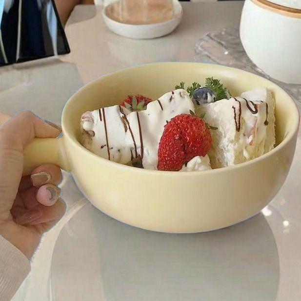 

Korean Style Cute Heart Ceramic Noodle Bowl with Lid for Dorm or Bedroom Microwave Use Thick Ceramic, Easy to Clean, Convenient to Hold