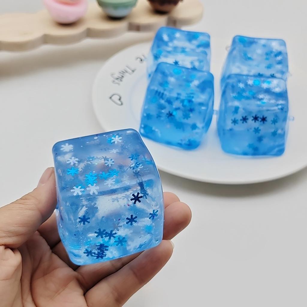 Snowflake Ice Cubes, Maltose Kneading, Slow Rebound Decompression Toy, Decompression Artifact