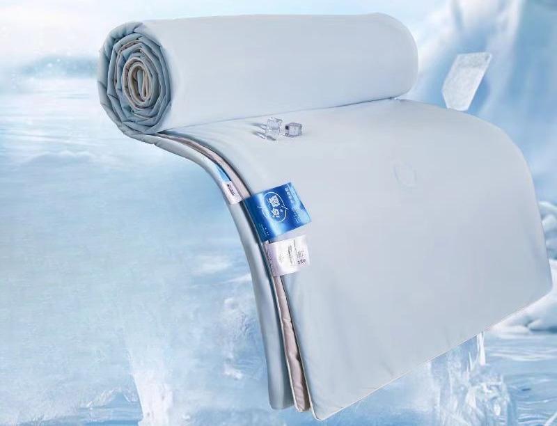 A-Class Polyamide Cool Silk Summer Quilt - Machine Washable, Student Dormitory Ice Cream Quilt