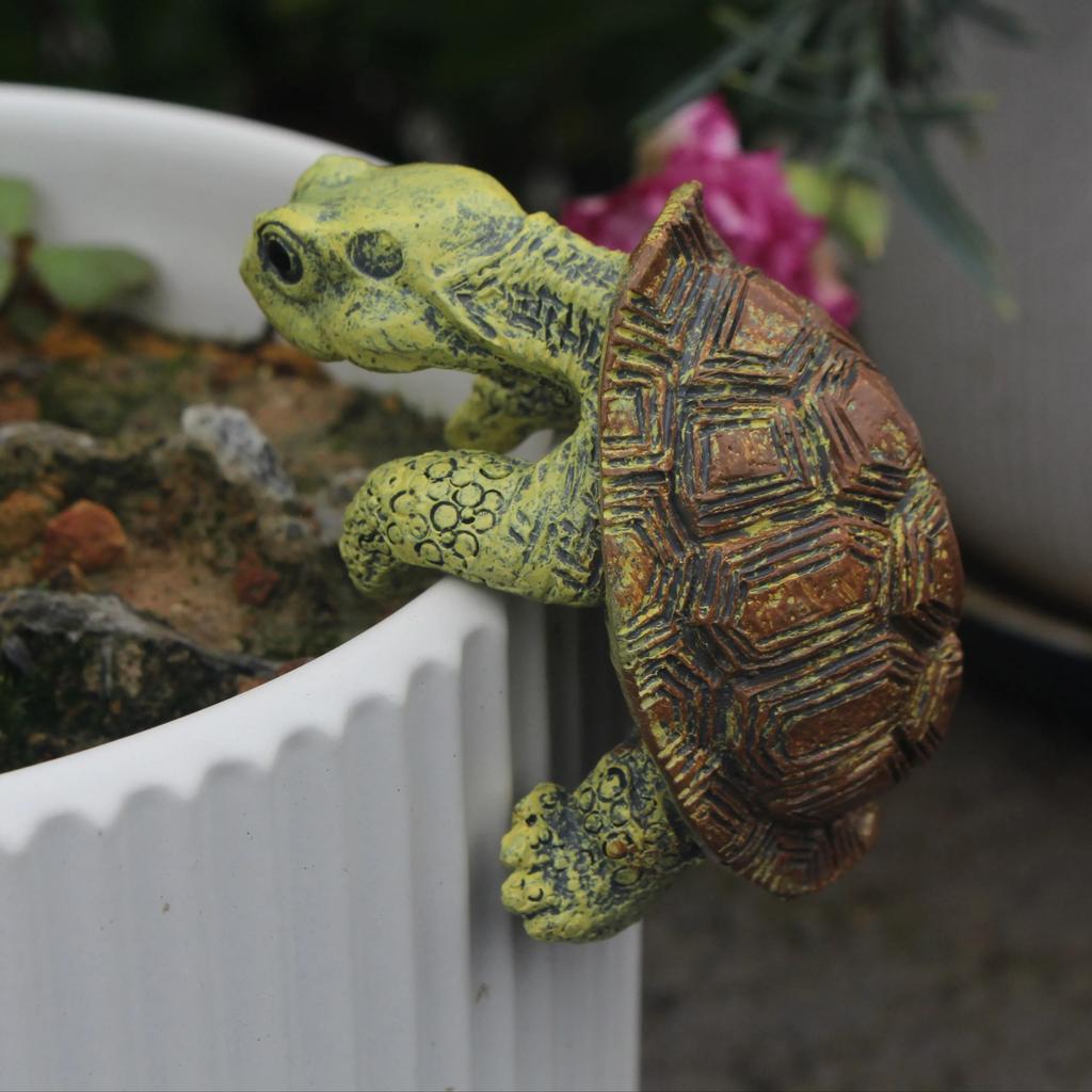 1 Piece of Cute Resin Rock Climbing Turtle Statue, Indoor and Outdoor Fish Tank Decoration, Flower Pot Decoration, Outdoor Garden Wall Hanging, Courty