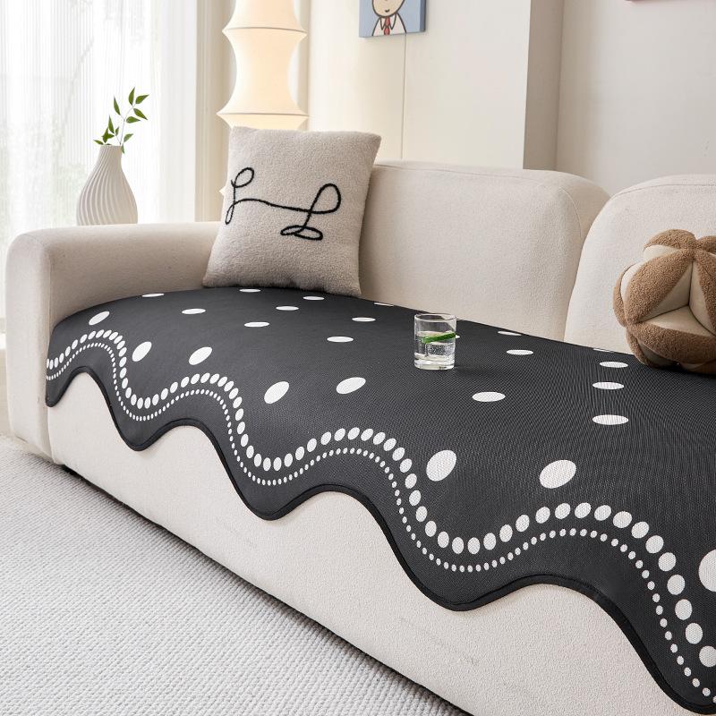 

Подушка для дивана Летняя Новинка Мультяшная Ледяной Шелк Нескользящая Подушка для Сиденья Коврик Особой Формы Холодная Подушка Универсальный Чехол-Полотенце на Четыре Сезона 90*70cm