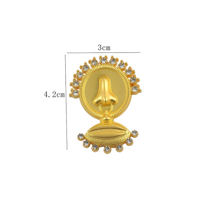Retro Baroque Style Gold Eye Brooch Long Pearl Tassels Vintage Women Lapel Pin for Bridesmaid Dress Decor Nice Gift