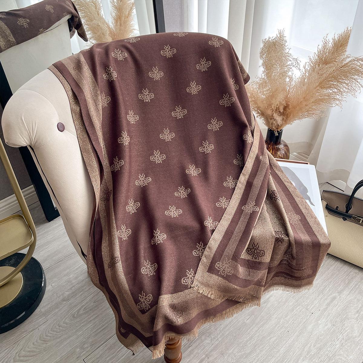 

Весенне-осенний имитация кашемира бабочка двусторонний золотая нить тенсел модный повседневный теплый женский платок шаль шарф женщина 185*65 коричневый