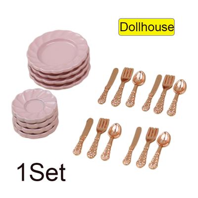 Bebek ve Peluş Oyuncaklar – Oyuncak bebek evleri ve aksesuarları