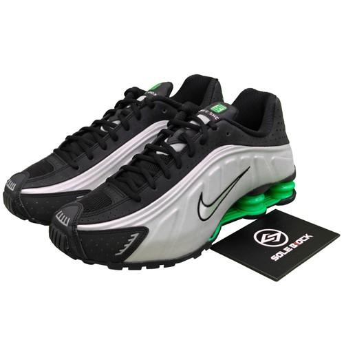 

Nike Shox R4 Metallic SIlver Green Shock HQ1988-006 EU 42.5 серебряный