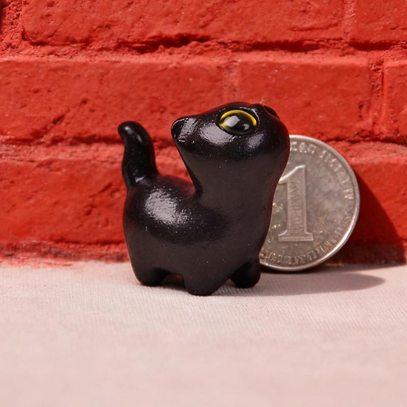 Purple Sandalwood Mini Kitten Desktop Ornament - Cute Handmade Gift