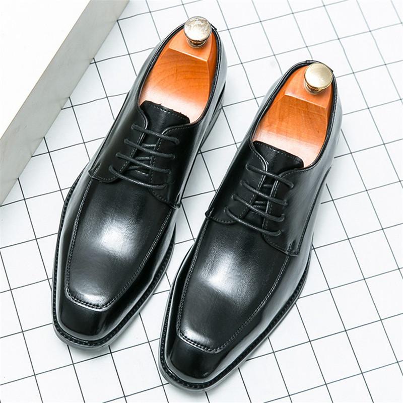 Fashion New Designer Men Pointed Brown Black Lace Up Derby Shoes Gentleman Trend Wedding Homecoming Business Office Dress Flats Footwear