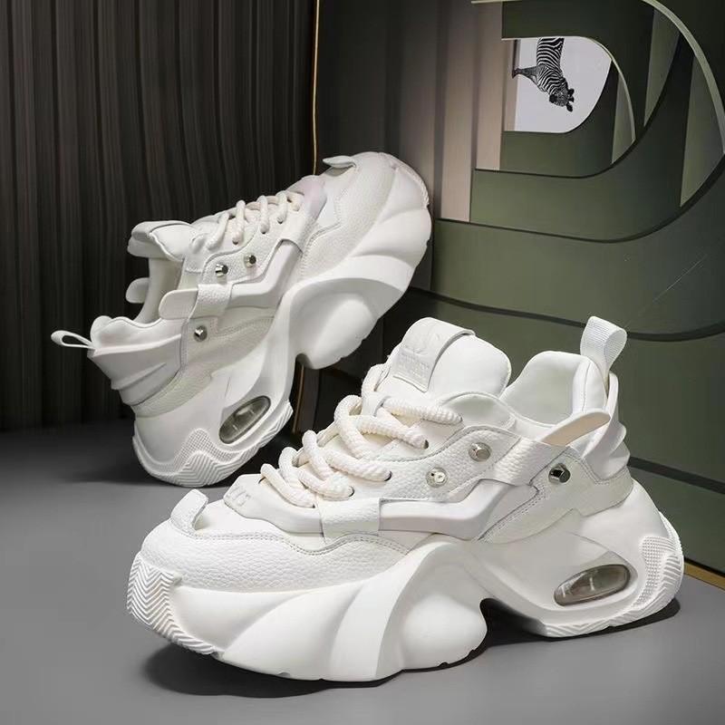 Large size men's shoes new dad shoes sports trend versatile wear-resistant thick-soled heightening shoes