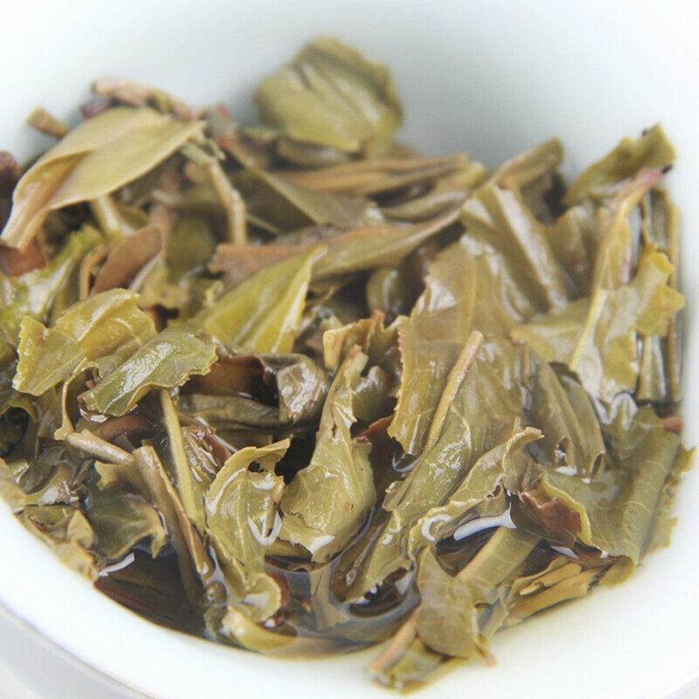 Yunnan Pu Erh Tea 100g Iwu Sun Dried Raw Sheng Puer Cake