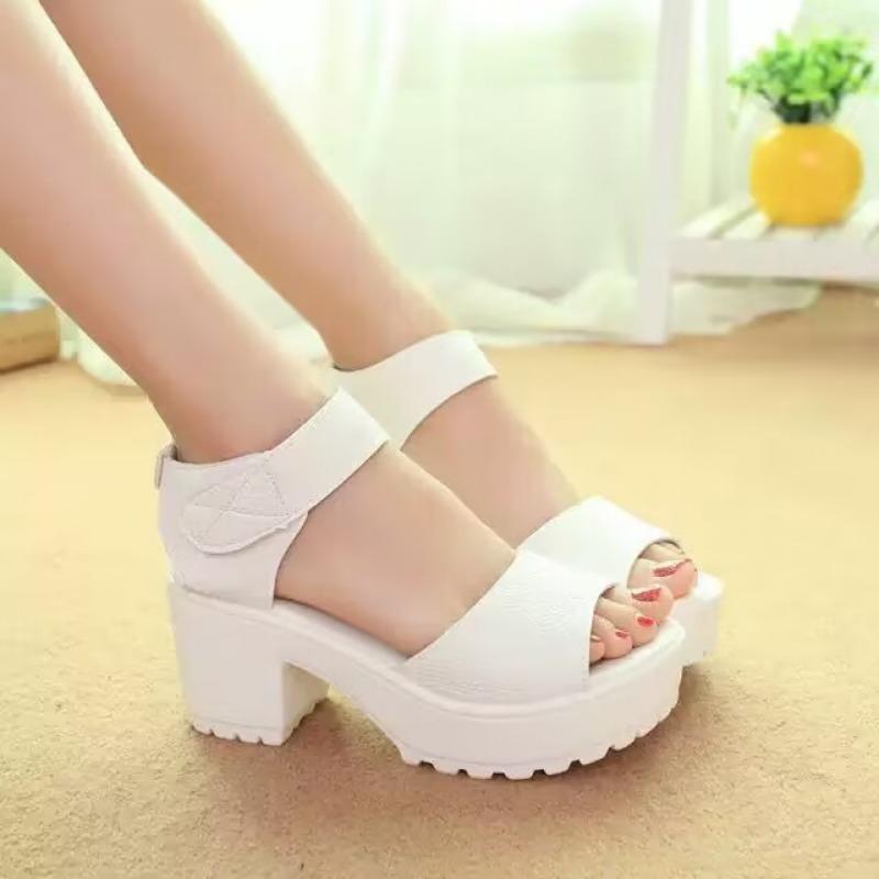 Frühling und Sommer große Größe Klettverschluss High Heel Sandalen Damen neue dicke Ferse Einwort dicke Sohle Mode Fischmaul Sandalen Damen