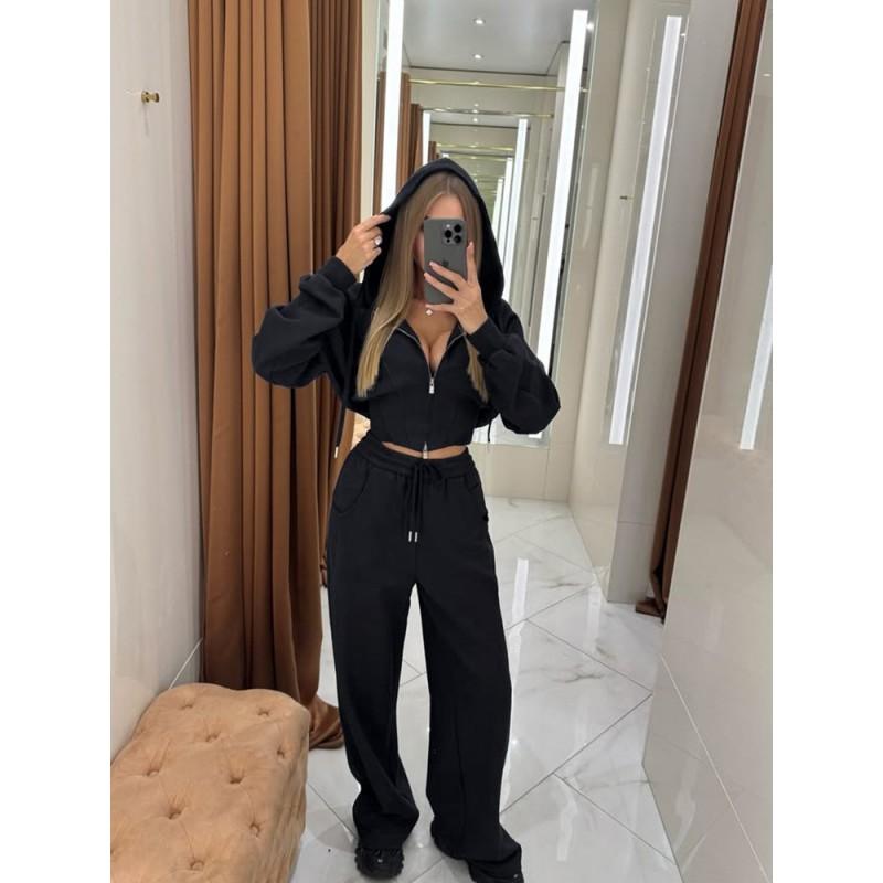 Completo casual da donna in due pezzi: Felpa corta con cappuccio e zip Pantaloni a gamba larga con coulisse