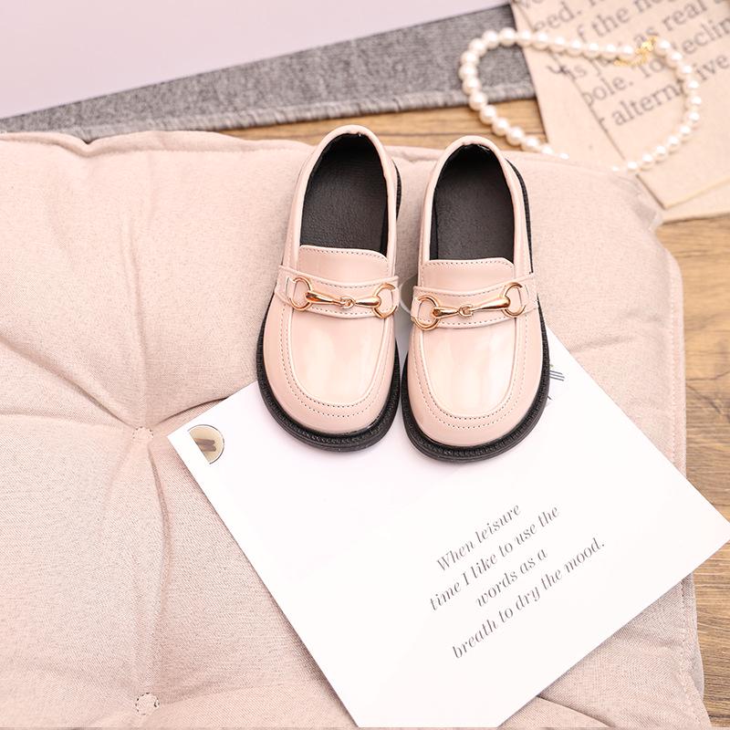 Modne koreańskie buty skórzane dla dzieci na rok 2024: Chłopięce casualowe i dziewczęce płaskie buty w stylu western