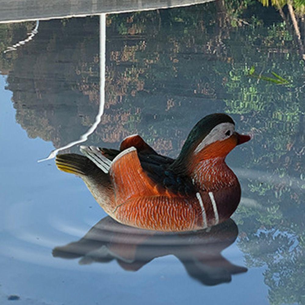 Langlebige realistische Mandarinenten-Statue Harz Niedliche künstliche Entenstatue Schwimmende Schwanenskulptur Aquarium