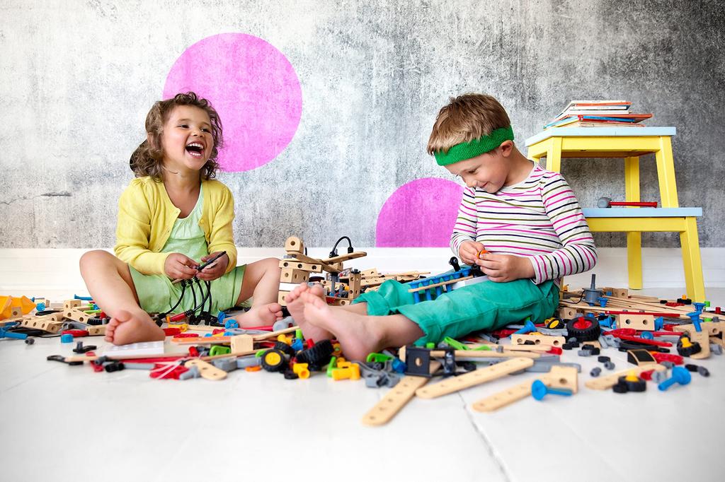 BRIO Builder Motor Set [Total 121 Pieces] Ages 3 and Up (Assembling Toys Building Blocks Educational Toys Wooden) 34591