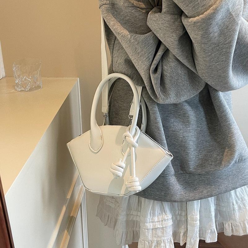 Trendy women's bag summer new fashion commuter shoulder crossbody bag retro texture handbag