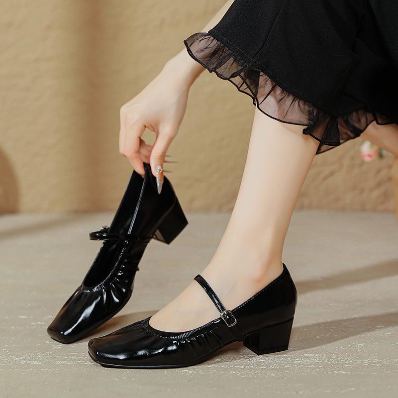 Korean Grandma Shoes Niche Wrinkled Square Toe Women's Shoes Thick Heel Mary Jane Shoes Casual Shallow Mouth Single Shoes