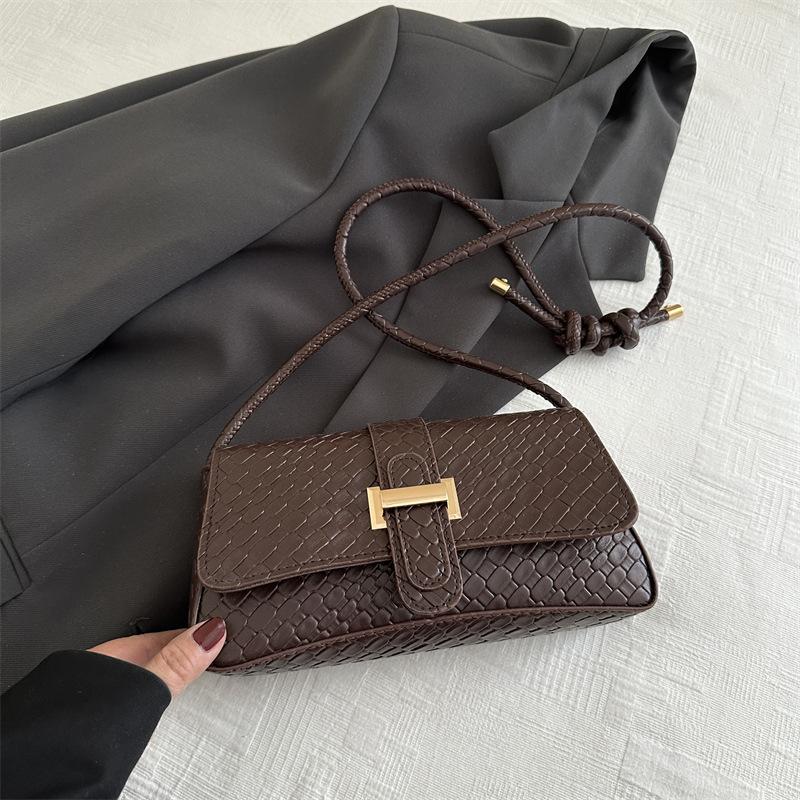 Bag shoulder women's bag 2025 summer new stone pattern simple foreign style handbag solid color personalized small square bag