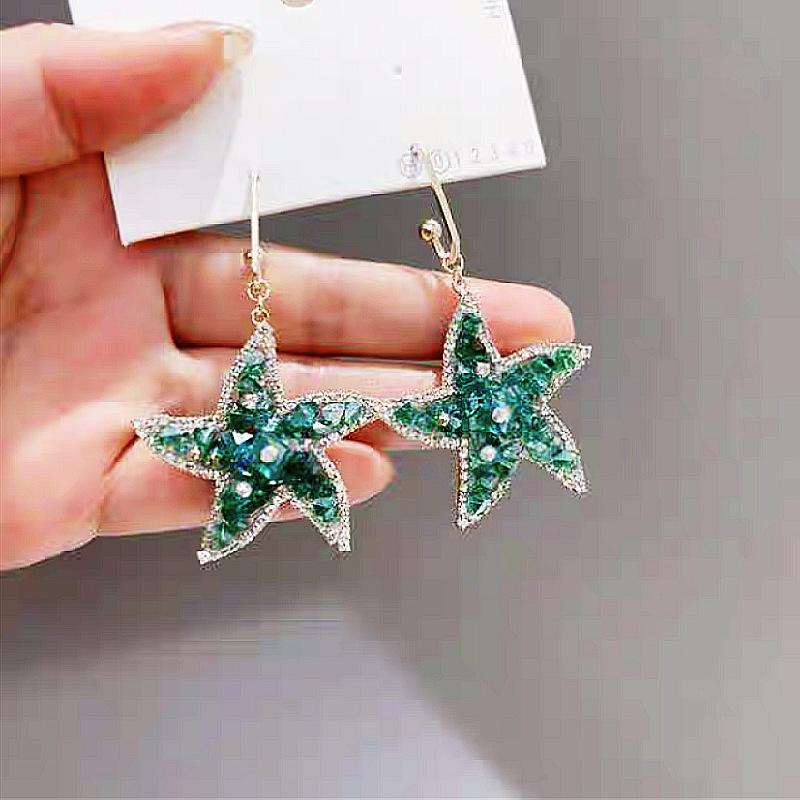 Summer Green Flower Fashionable and Elegant Earrings Temperament Versatile Sweet Stud Earrings Atmospheric Fresh Earrings