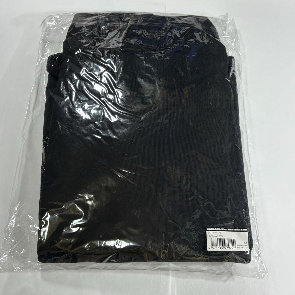 [USED] Stray Kids MANIAC Unconstructed Half-Zip Sweatshirt