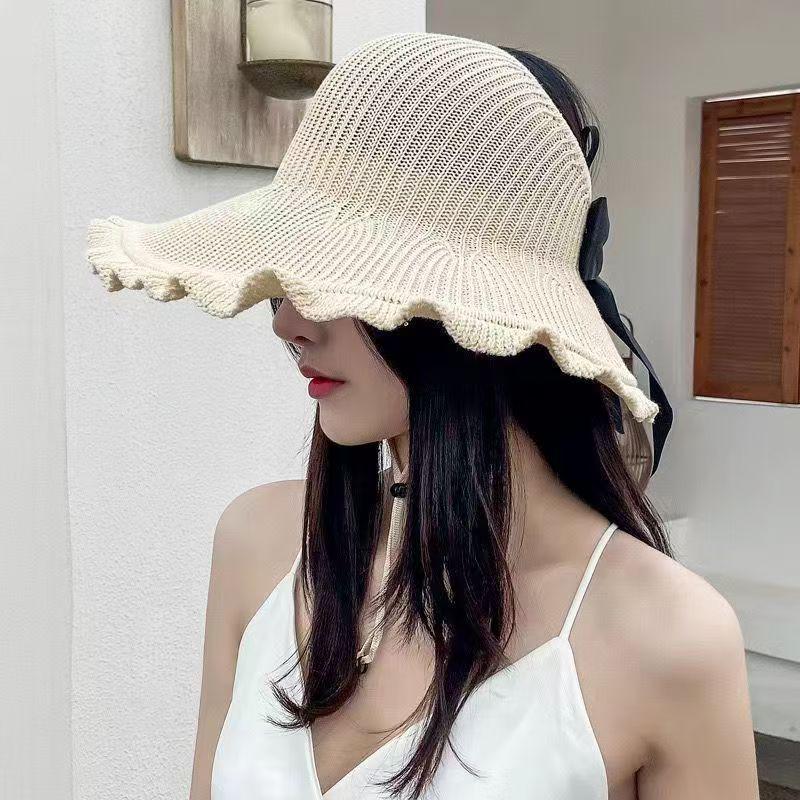 

Women s Summer Wavy Edge Sun Hat - Rollable Straw with Large Brim for Outdoor Travel & Beach Protection
