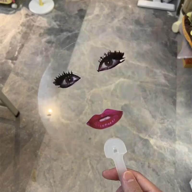 Lustiges abstraktes Gummi-Geburtstagsgeschenk