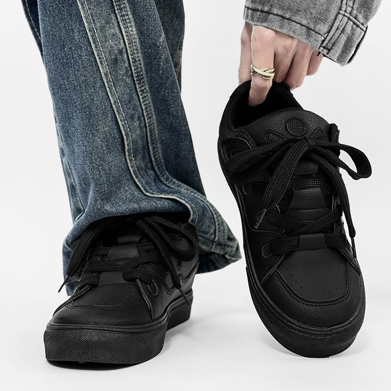 Neue Nischen-Hongkong-Stil-Brot-Schuhe Retro-Freizeit-Skateboardschuhe Japanische Trendschuhe Bequeme Schuhe mit dicker Sohle