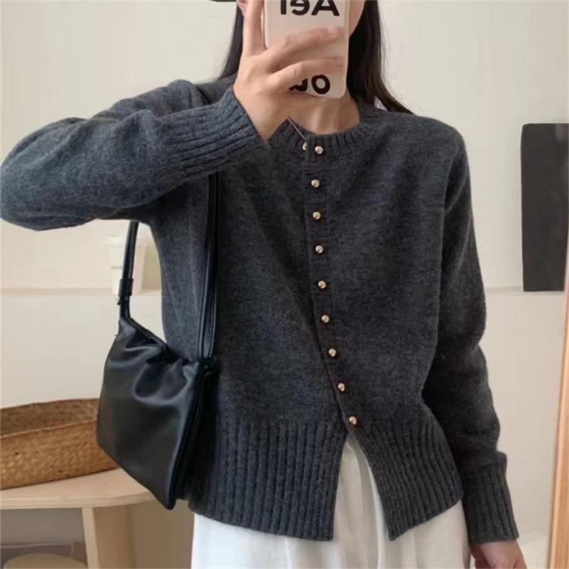 

Solid Color Soft Waxy Knitted Cardigan Women s Autumn and Winter New Simple Gentle Wind Loose and Thin Sweater Jacket One size серый