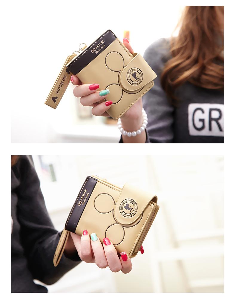 Trendy Women's Short Wallet: Cartoon Zipper Wristlet & Coin Purse