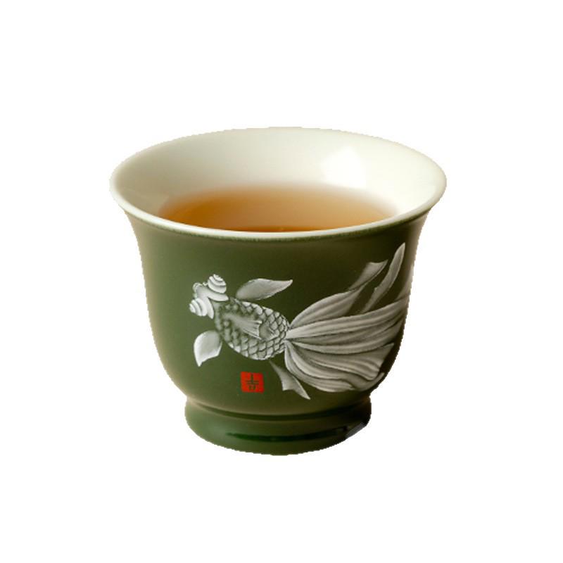 Like Fish in Water: Mòyú Glazed Ceramic Kung Fu Tea Tasting Cup