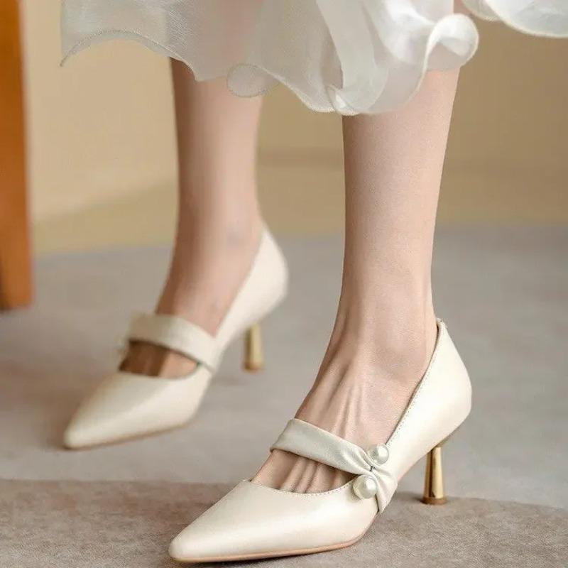 Women's Pearl Decorated Pointed Toe Low Heel Single Shoes In Beige Color Retro Mary Jane Style with Slip-On Convenience