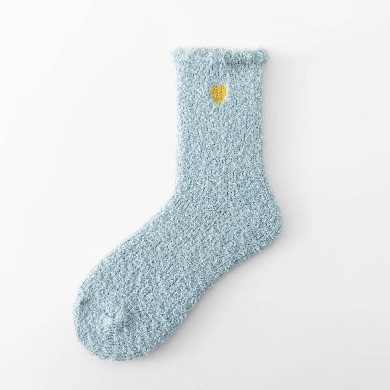 Autumn and Winter Coral Fleece Socks, Thickened Floor Socks, Embroidered Heart-shaped Home Socks, Warm and Soft Sleeping Socks