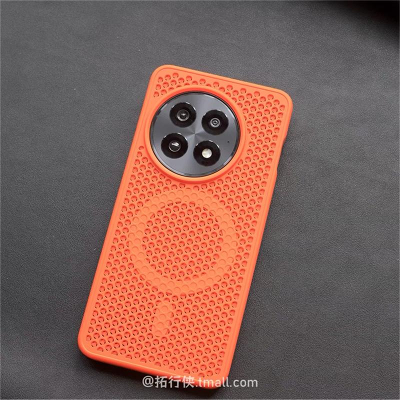 Honeycomb Mesh Cooling Magnetic Case For OnePlus 13 12 R ACE 5 Pro 3 One Plus 12 13R For MagSafe Protective Cover Fashion Shell