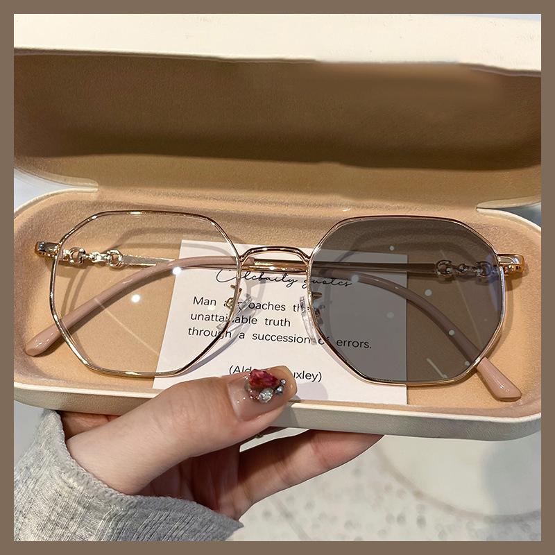 Anti-Blue Light Student Model Stylish Korean-Style Progressive Color-Changing Glasses For Both Men And Women 7752
